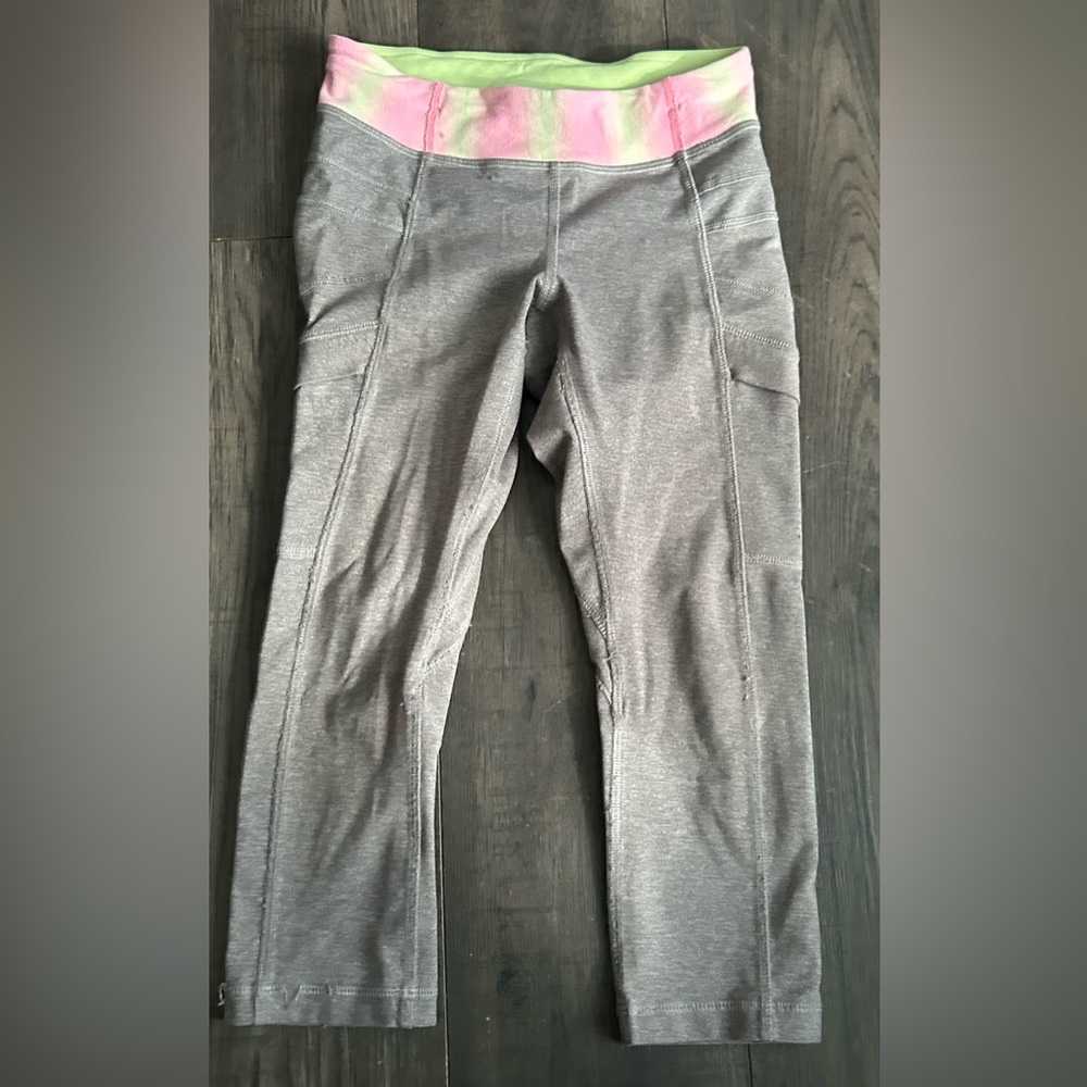 IVIVVA by LULULEMON girls size 8 capris leggings - Picture 2 of 7